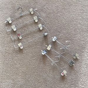 Stacking garment hangers